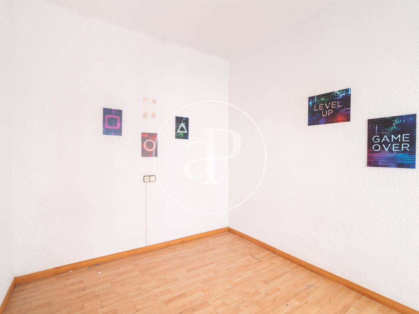 4 sovrum Lägenhet till salu i Barcelona stad - 460 000 € (Ref: 9415904)