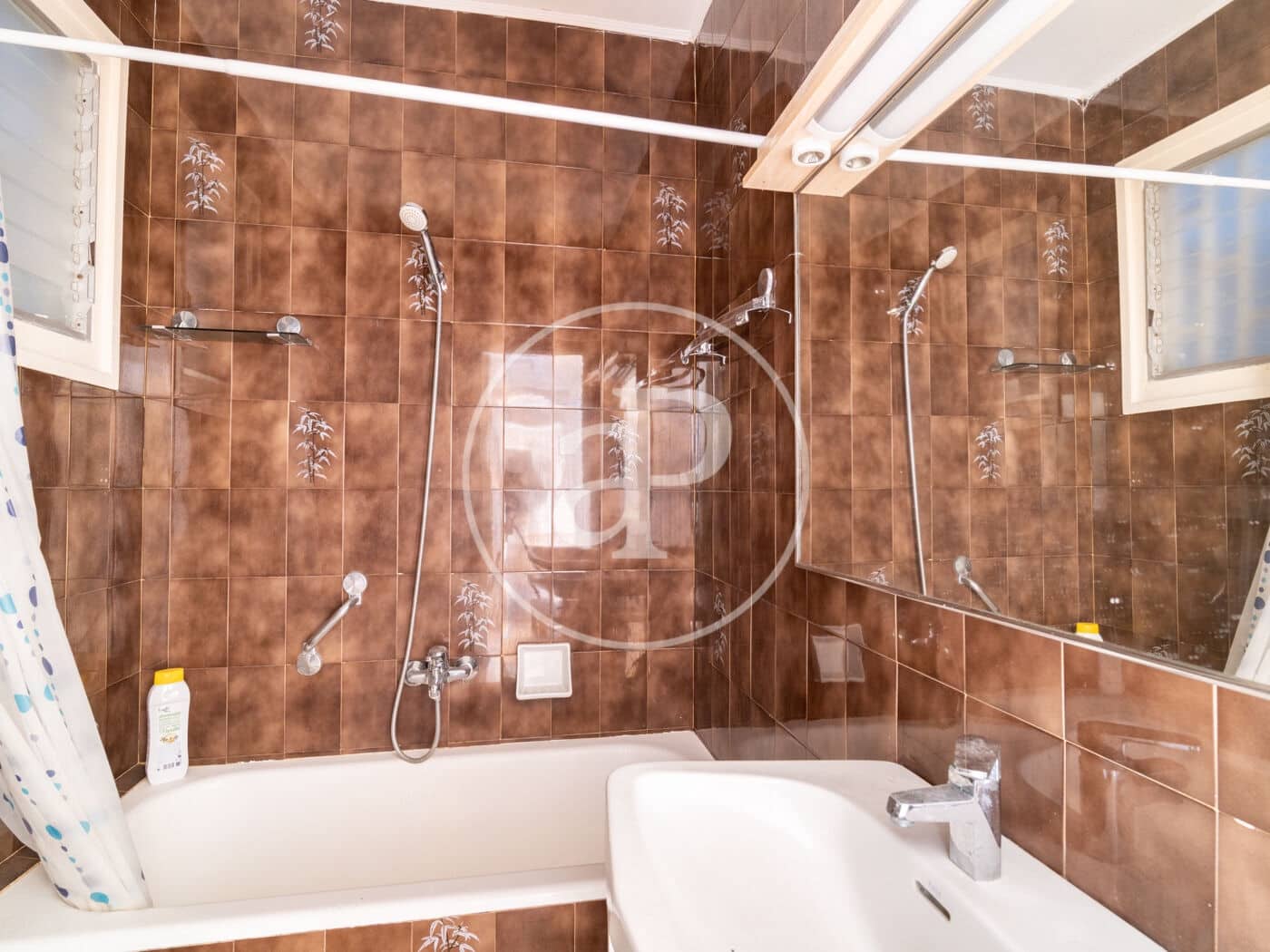 4 sovrum Lägenhet till salu i Barcelona stad - 460 000 € (Ref: 9415904)