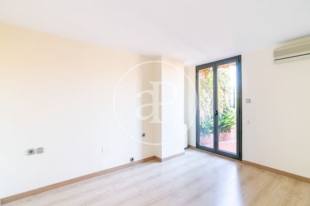 4 bedroom Penthouse for rent in Sarrià, Barcelona city - € 3,785 (Ref: 9415905)