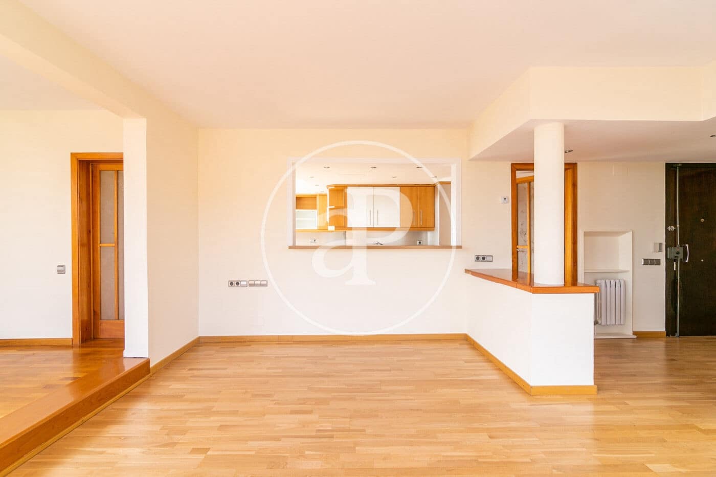 4 bedroom Penthouse for rent in Barcelona city - € 3,785 (Ref: 9415905)