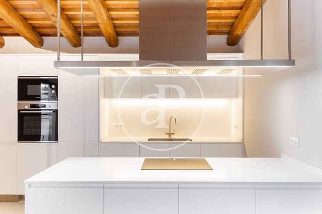 2 bedroom Apartment for rent in Sant Cugat del Vallès - € 1,886 (Ref: 9419733)