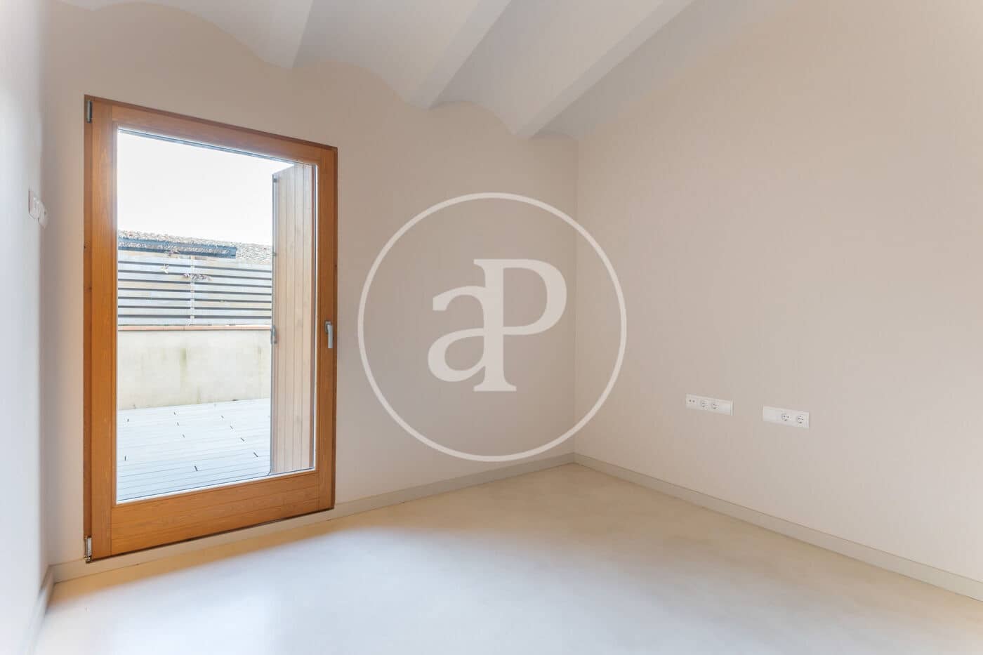 2 bedroom Apartment for rent in Sant Cugat del Valles - € 1,886 (Ref: 9419733)