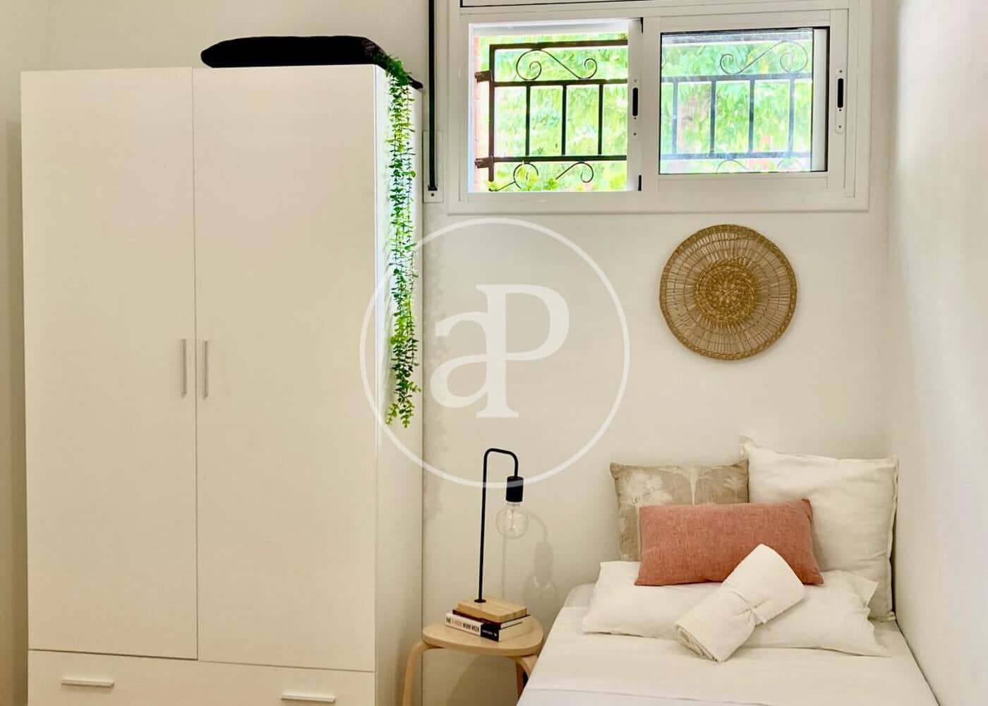 2 bedroom Apartment for rent in Rubi - € 1,200 (Ref: 9419734)