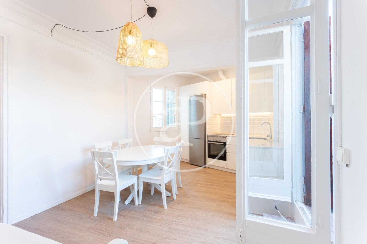 4 soverom Leilighet til leie i Barcelona by - € 2 600 (Ref: 9427192)