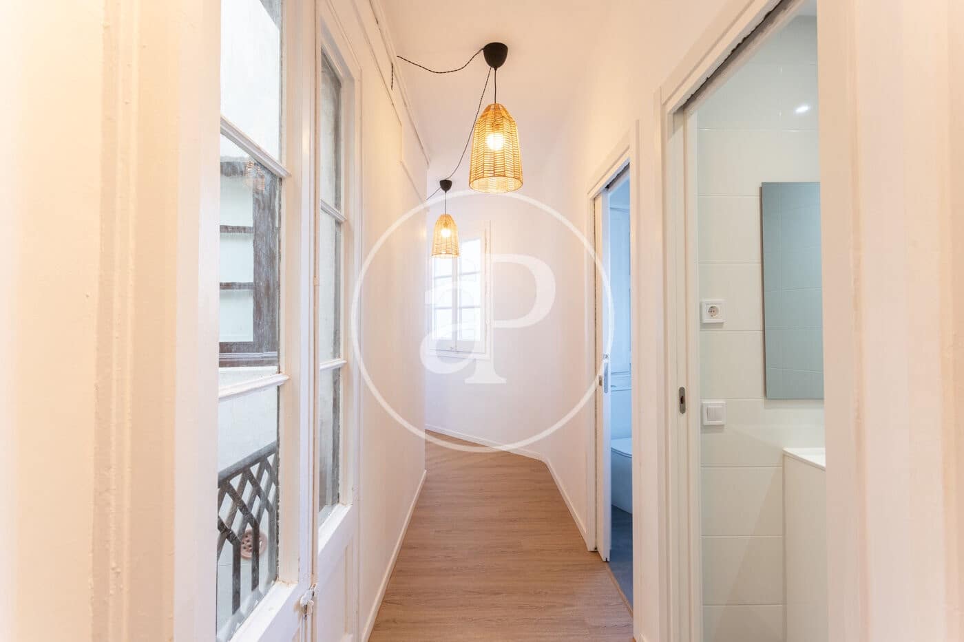 4 soverom Leilighet til leie i Barcelona by - € 2 600 (Ref: 9427192)