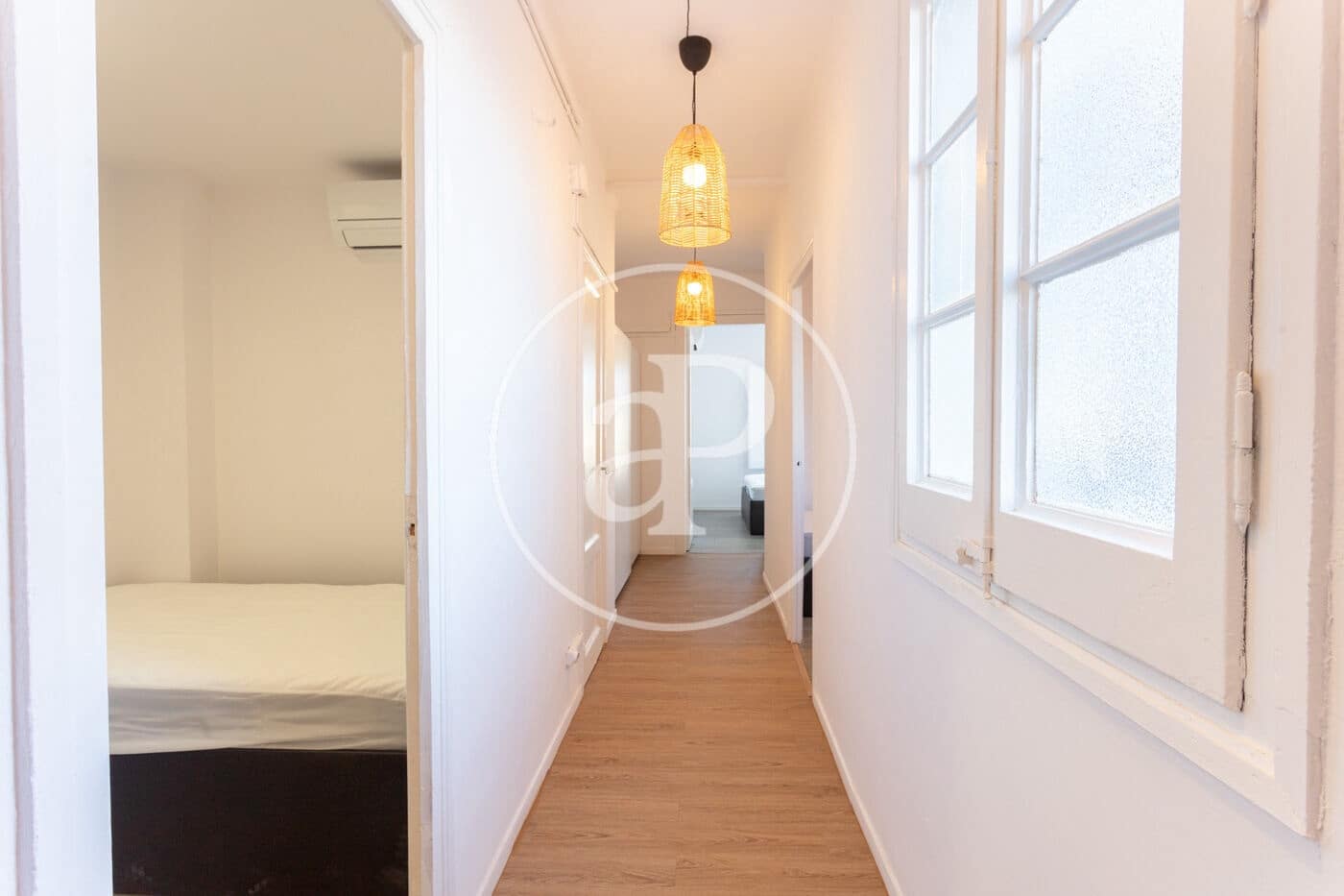 4 soverom Leilighet til leie i Barcelona by - € 2 600 (Ref: 9427192)