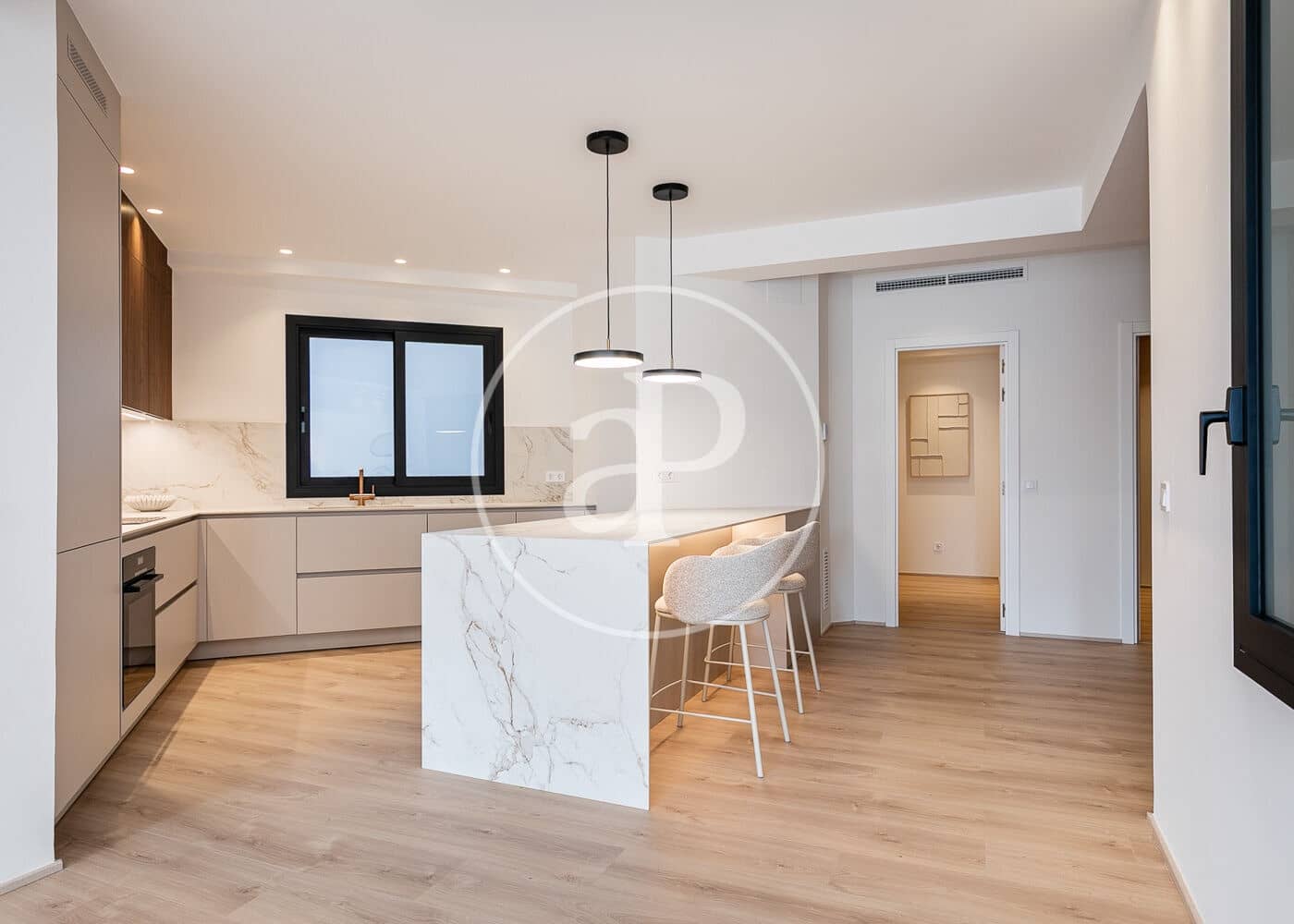 4 soveværelse Lejlighed til salg i Barcelona by - € 2.300.000 (Ref: 9431057)