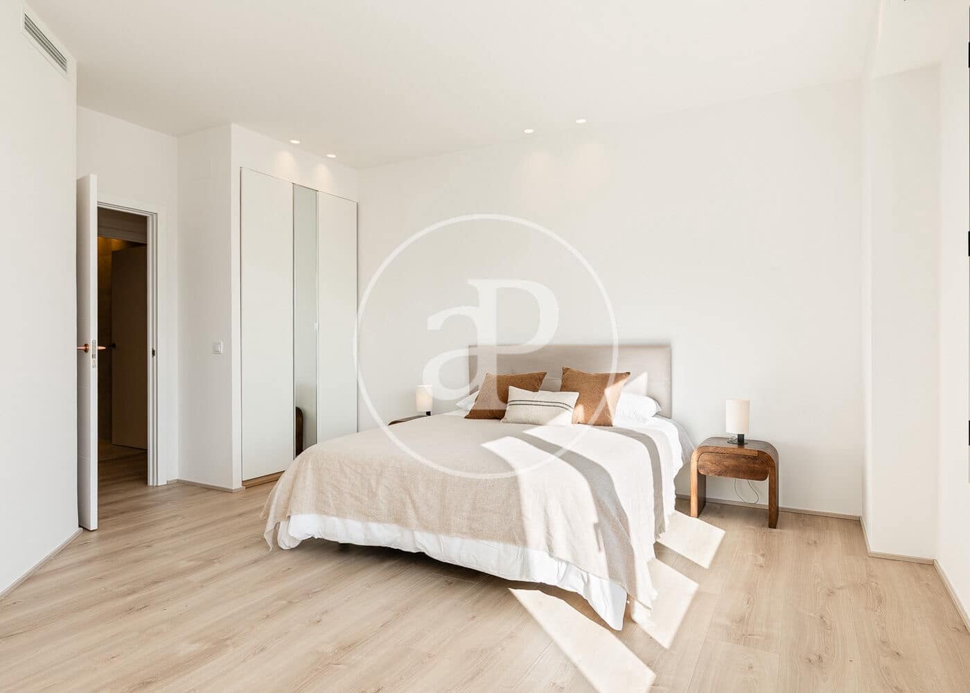 4 soveværelse Lejlighed til salg i Barcelona by - € 2.300.000 (Ref: 9431057)