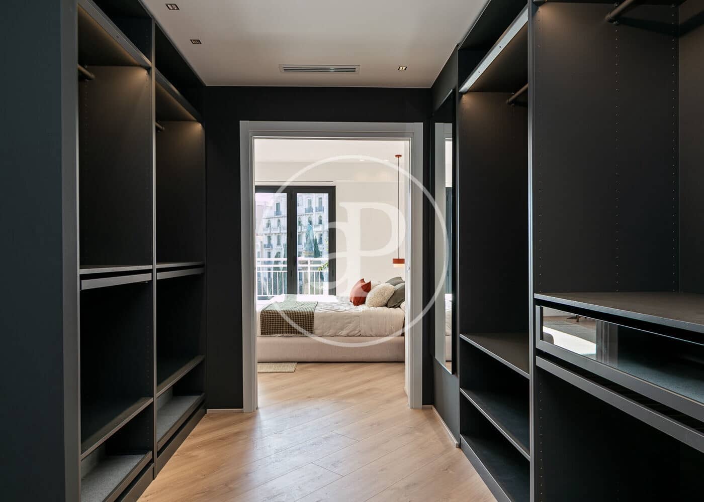 4 soveværelse Lejlighed til salg i Barcelona by - € 2.300.000 (Ref: 9431057)