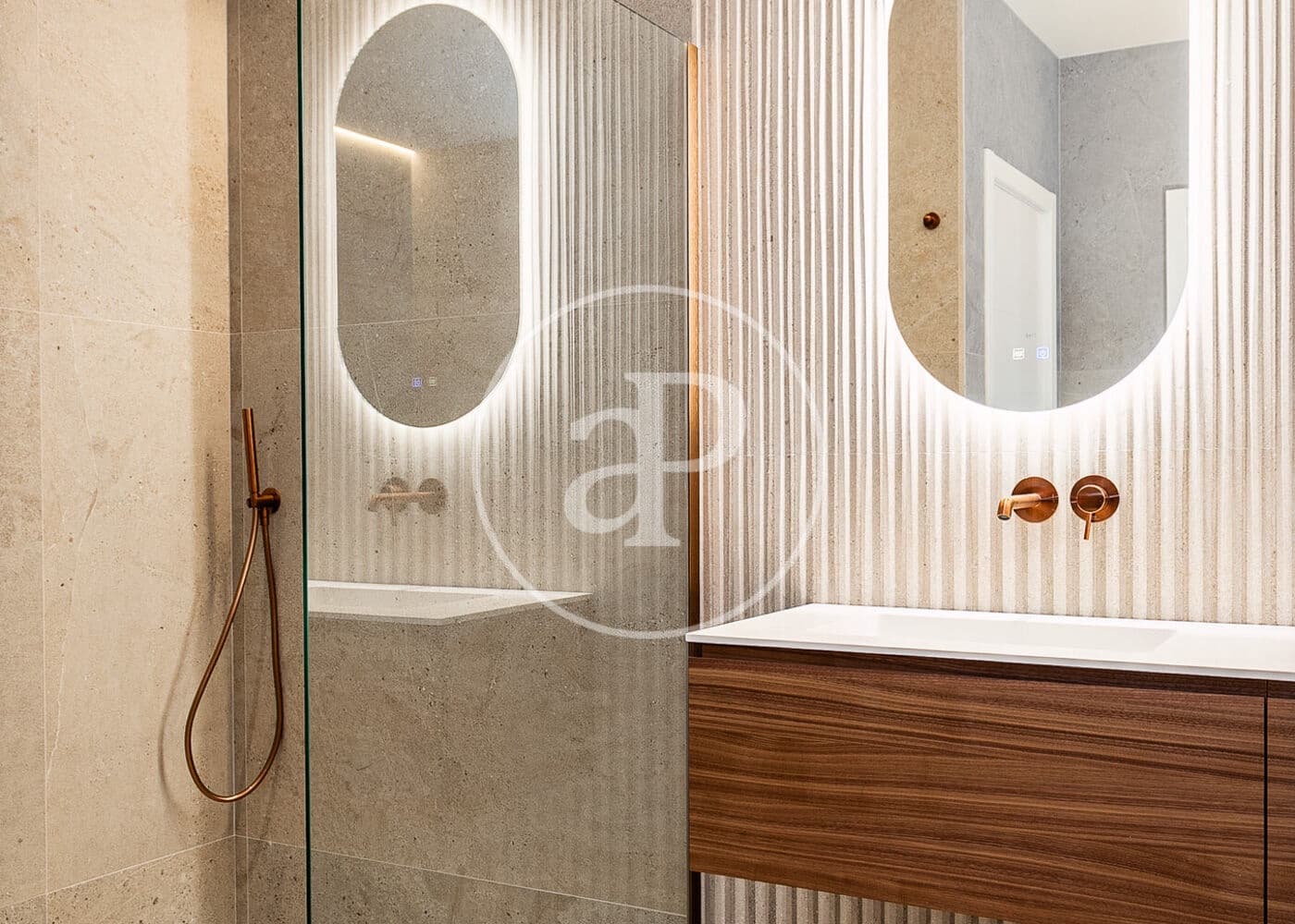 4 soveværelse Lejlighed til salg i Barcelona by - € 2.300.000 (Ref: 9431057)