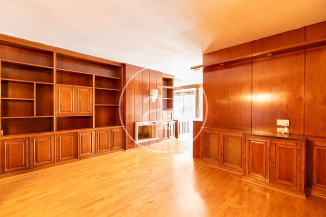 3 bedroom Apartment for sale in Sant Gervasi - Galvany, Barcelona city - € 850,000 (Ref: 9431058)