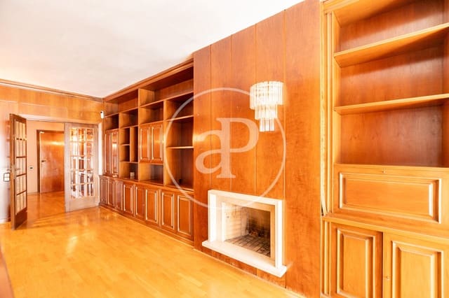 3 bedroom Apartment for sale in Sant Gervasi - Galvany, Barcelona city - € 850,000 (Ref: 9431058)