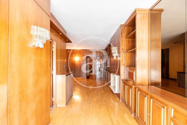 3 bedroom Apartment for sale in Sant Gervasi - Galvany, Barcelona city - € 850,000 (Ref: 9431058)