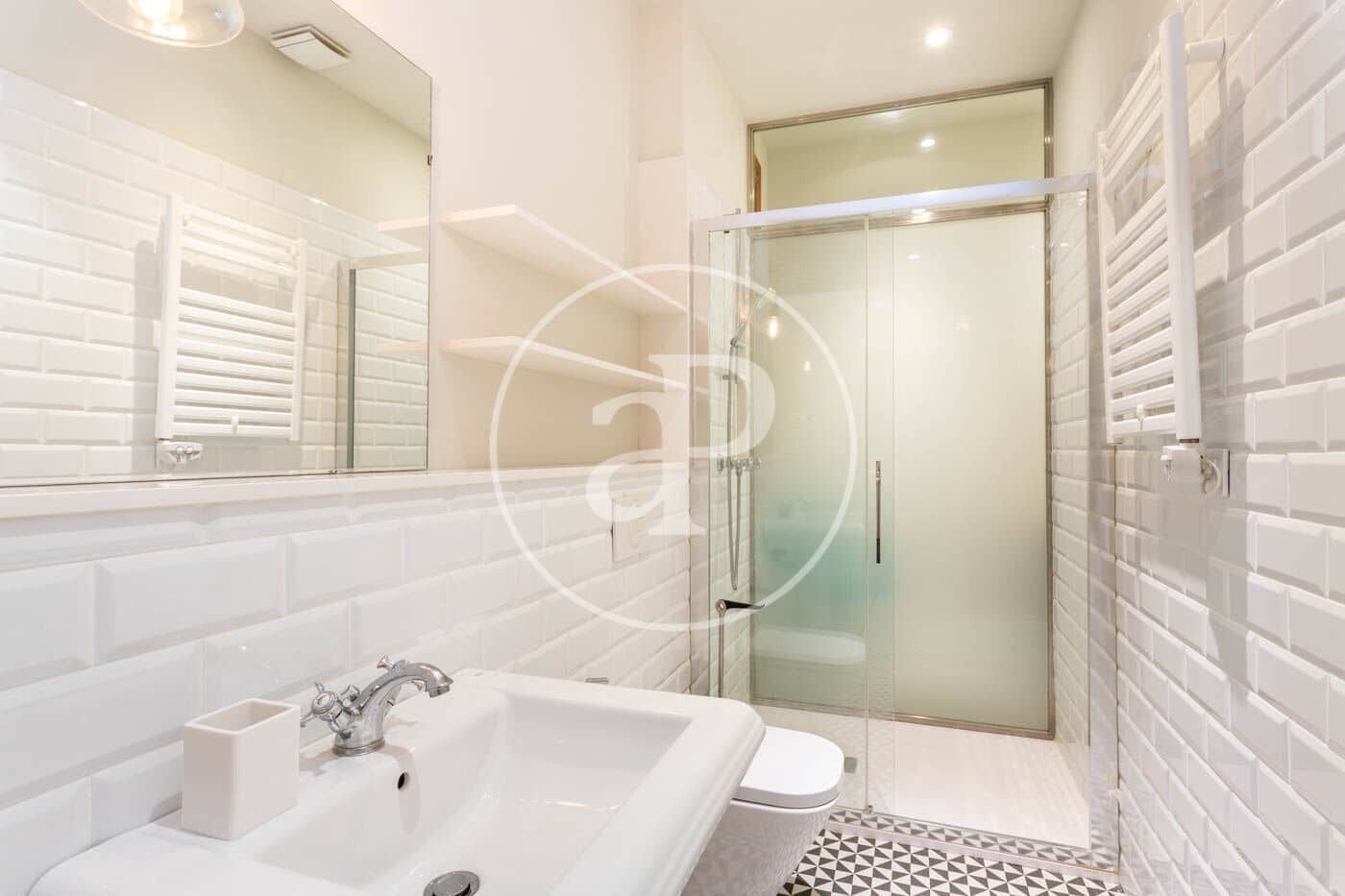 3 sovrum Lägenhet att hyra i Barcelona stad - 3 200 € (Ref: 9431059)