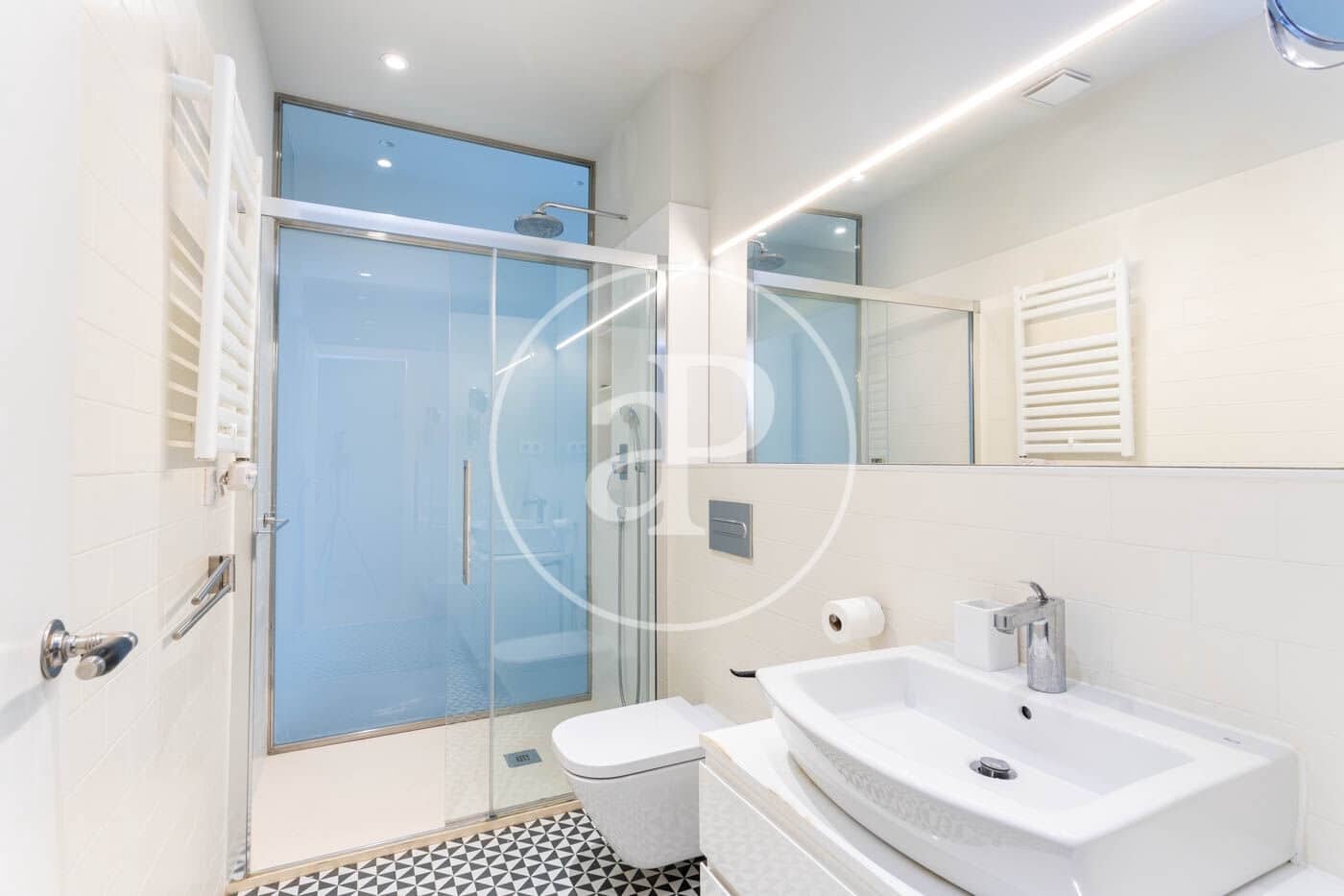 3 sovrum Lägenhet att hyra i Barcelona stad - 3 200 € (Ref: 9431059)