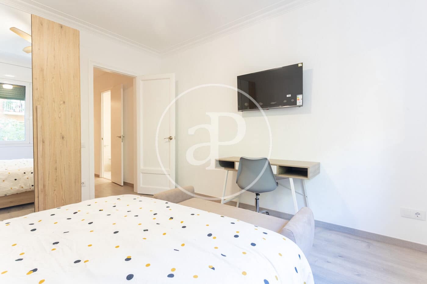 4 bedroom Apartment for rent in Barcelona city - € 2,850 (Ref: 9431061)