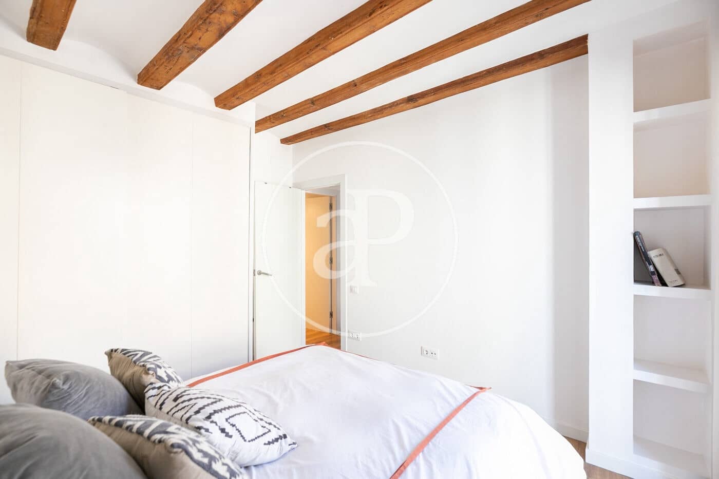 1 soverom Leilighet til leie i Barcelona by - € 1 900 (Ref: 9436204)