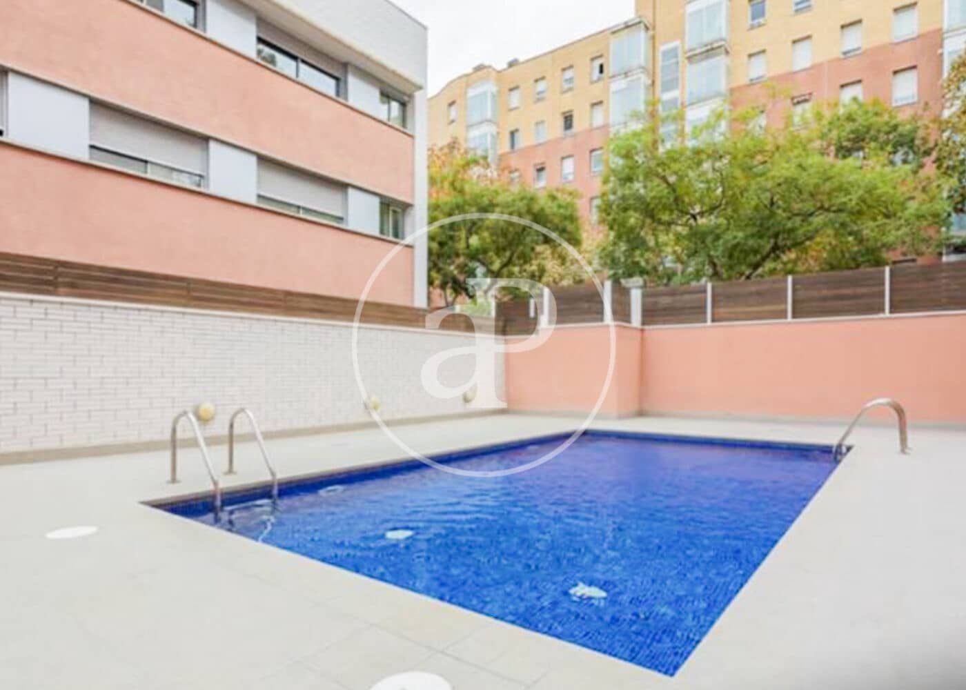 3 soveværelse Lejlighed til salg i Barcelona by med swimmingpool - € 615.000 (Ref: 9436205)