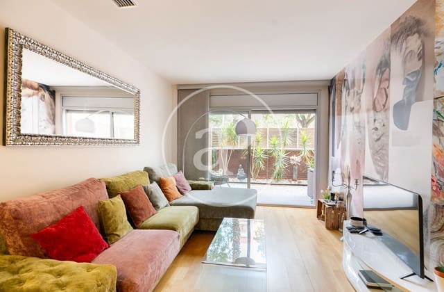 3 makuuhuone Huoneisto myytävänä paikassa Sants, Barcelona kaupunki mukana uima-altaan - 620 000 € (Ref: 9436205)