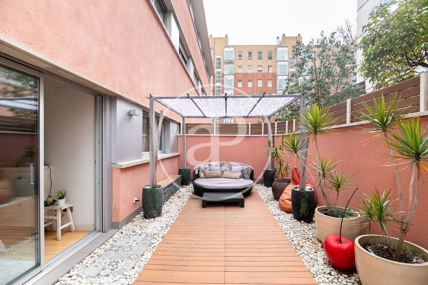 3 soveværelse Lejlighed til salg i Barcelona by med swimmingpool - € 620.000 (Ref: 9436205)