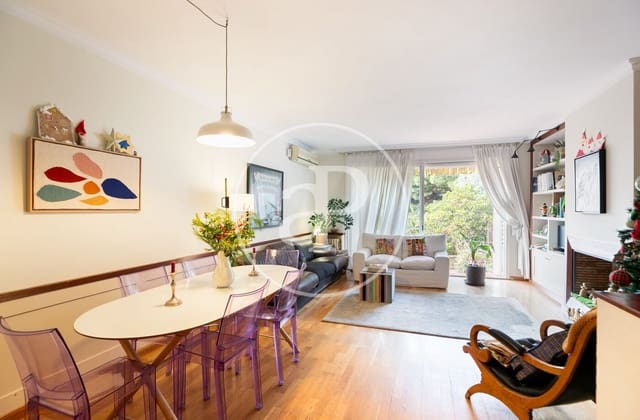 5 slaapkamer Villa te koop in Sant Just Desvern - € 925.000 (Ref: 9436206)