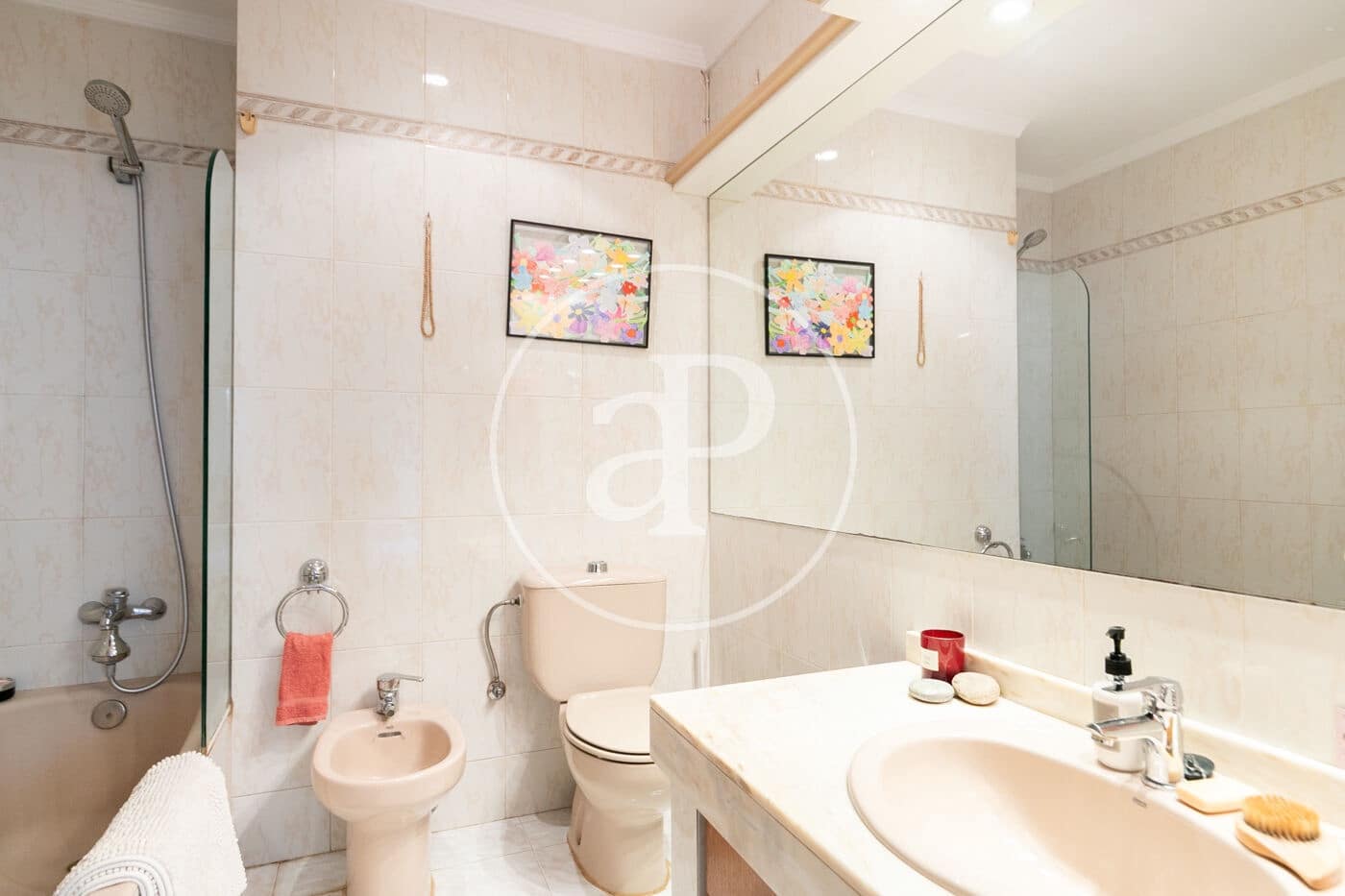 5 slaapkamer Villa te koop in Sant Just Desvern - € 925.000 (Ref: 9436206)