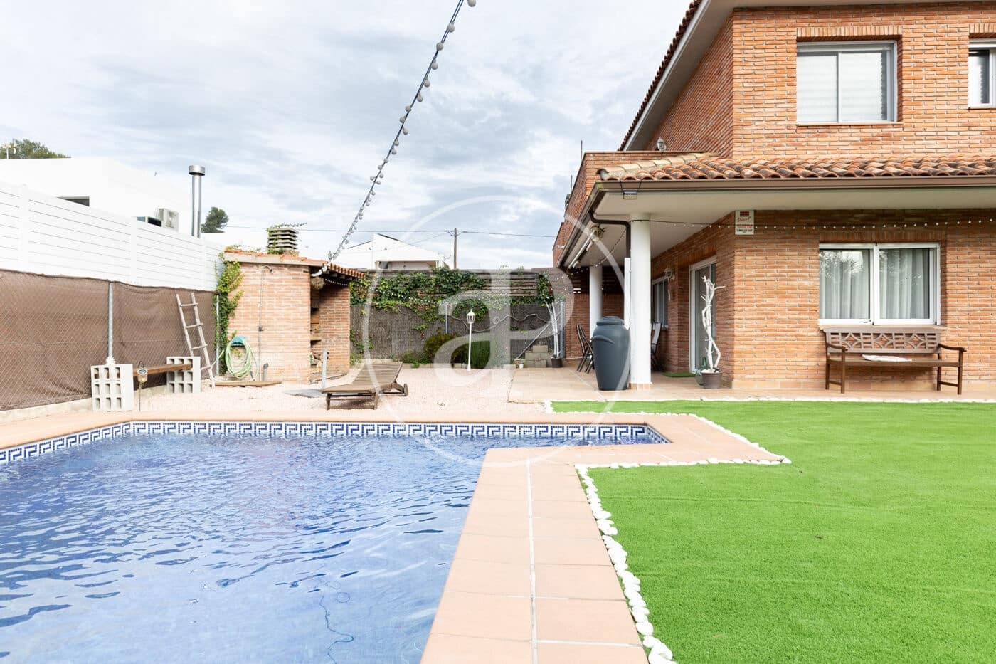 4 soveværelse Villa til salg i Sant Quirze del Valles med swimmingpool - € 665.000 (Ref: 9436207)