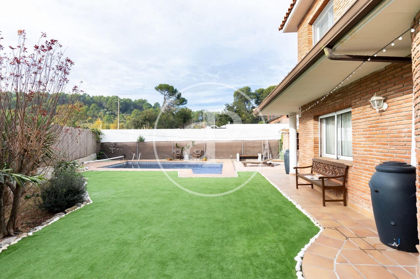 4 soveværelse Villa til salg i Sant Quirze del Valles med swimmingpool - € 665.000 (Ref: 9436207)