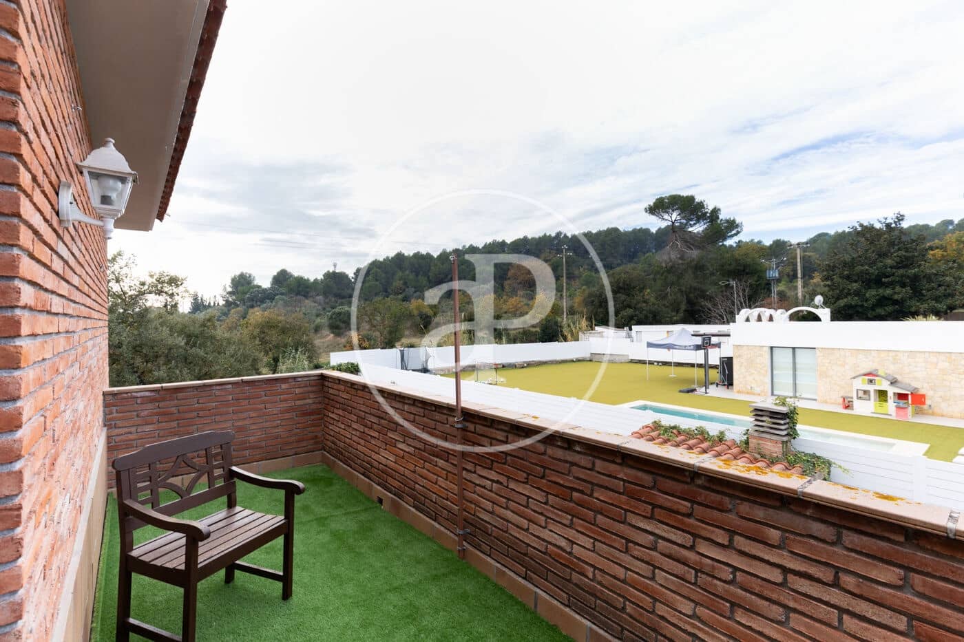 4 soveværelse Villa til salg i Sant Quirze del Valles med swimmingpool - € 665.000 (Ref: 9436207)