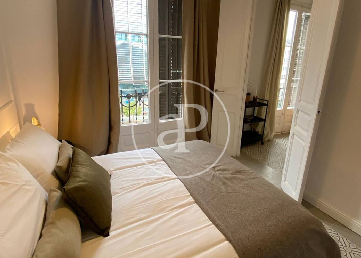 3 soveværelse Lejlighed til salg i Barcelona by - € 575.000 (Ref: 9437794)