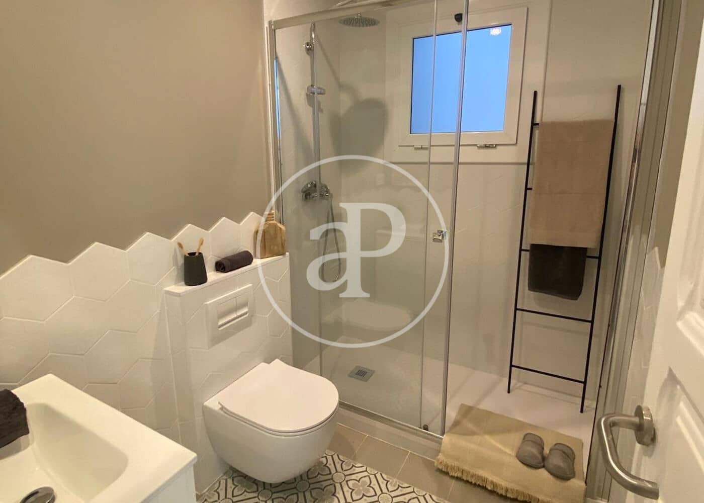 3 soveværelse Lejlighed til salg i Barcelona by - € 575.000 (Ref: 9437794)