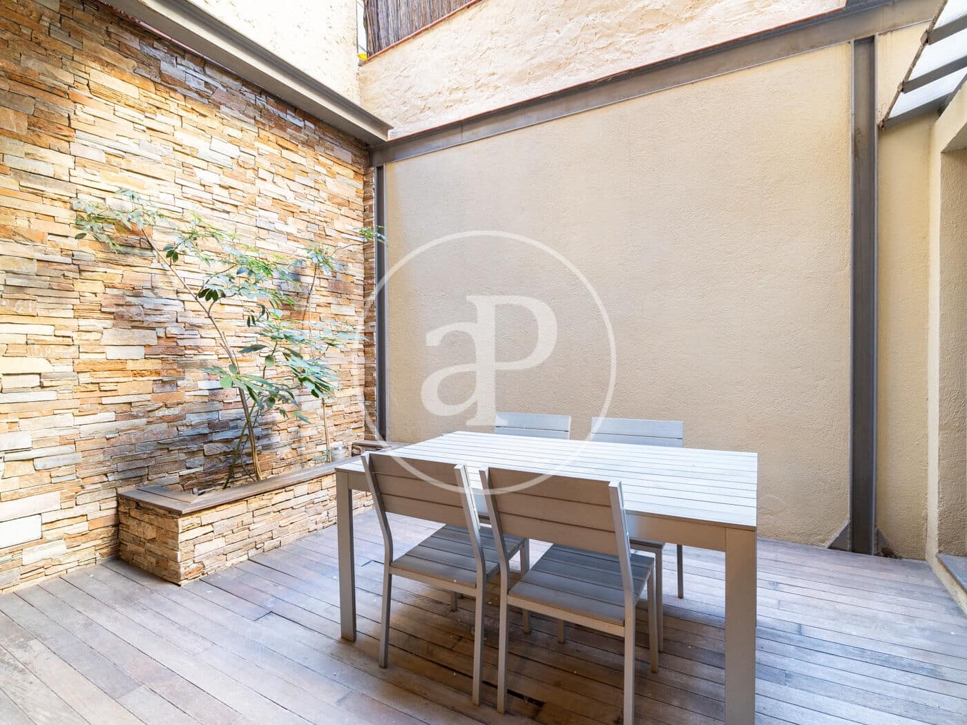 1 quarto Apartamento para venda em Barcelona cidade - 299 000 € (Ref: 9437796)