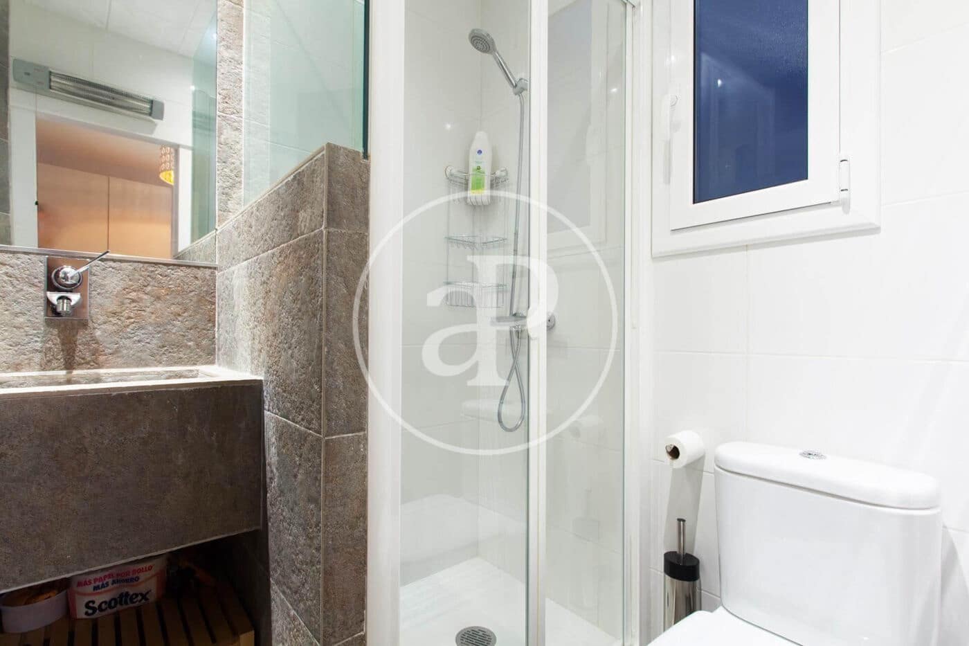 1 soveværelse Lejlighed til salg i Barcelona by - € 350.000 (Ref: 9437797)