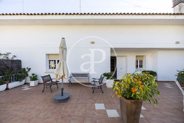 6 soveværelse Villa til salg i Teià - € 830.000 (Ref: 9440102)