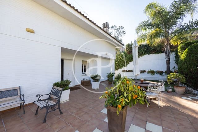 6 soveværelse Villa til salg i Teià - € 830.000 (Ref: 9440102)