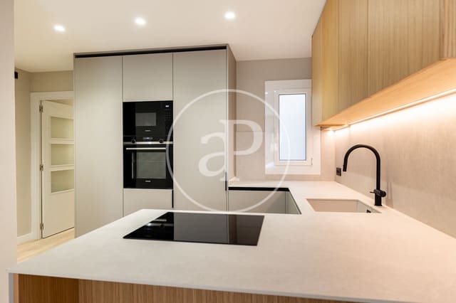 3 soverom Leilighet til salgs i Sant Gervasi - La Bonanova, Barcelona by - € 799 000 (Ref: 9440103)