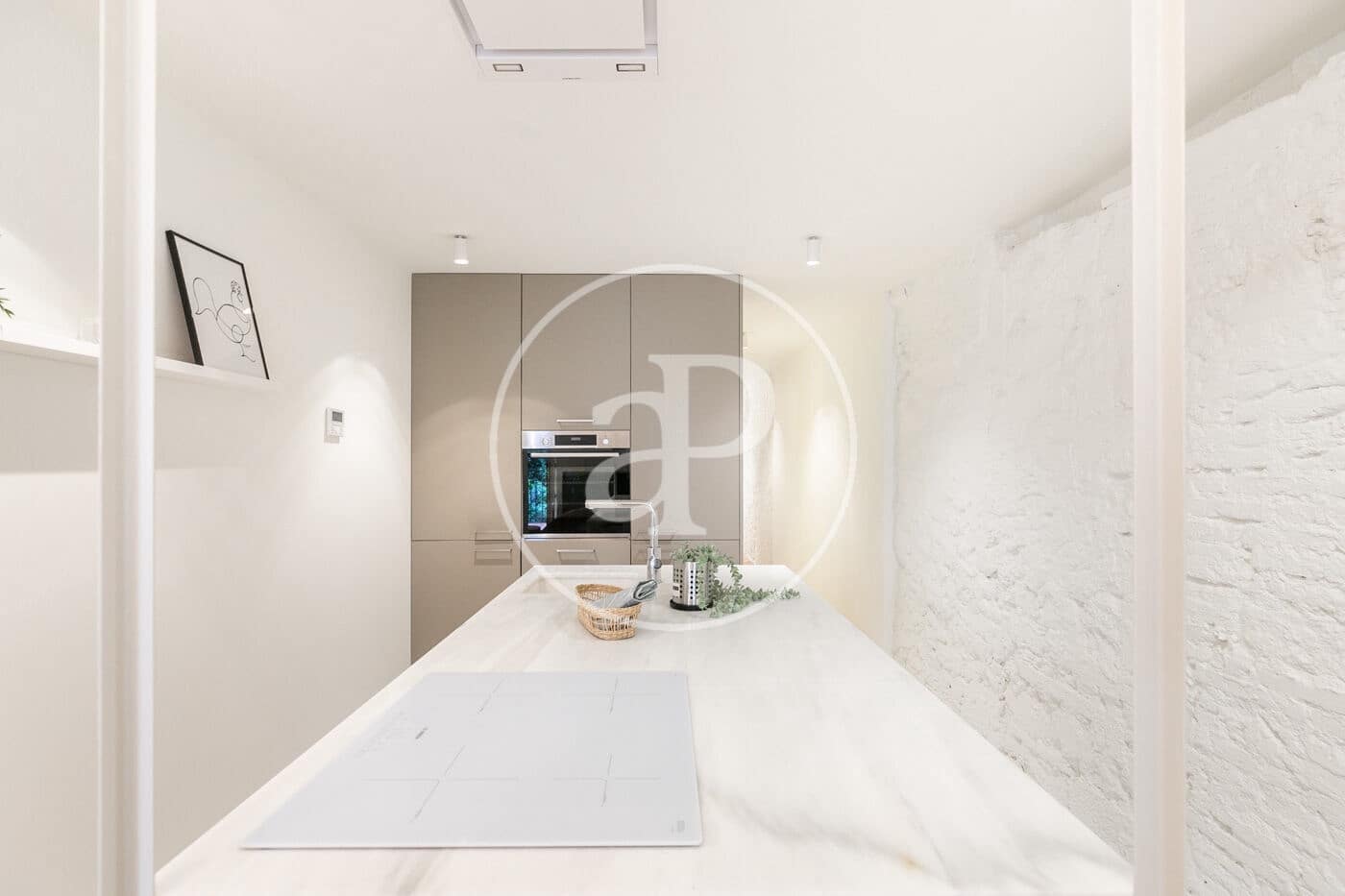 2 soverom Leilighet til leie i Barcelona by - € 2 500 (Ref: 9440106)