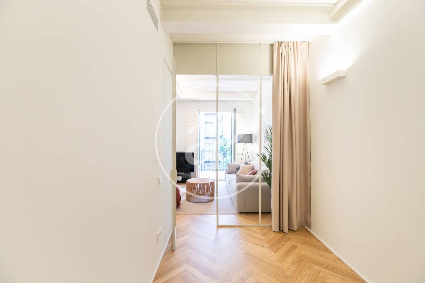 2 soverom Leilighet til leie i Barcelona by - € 2 500 (Ref: 9440106)