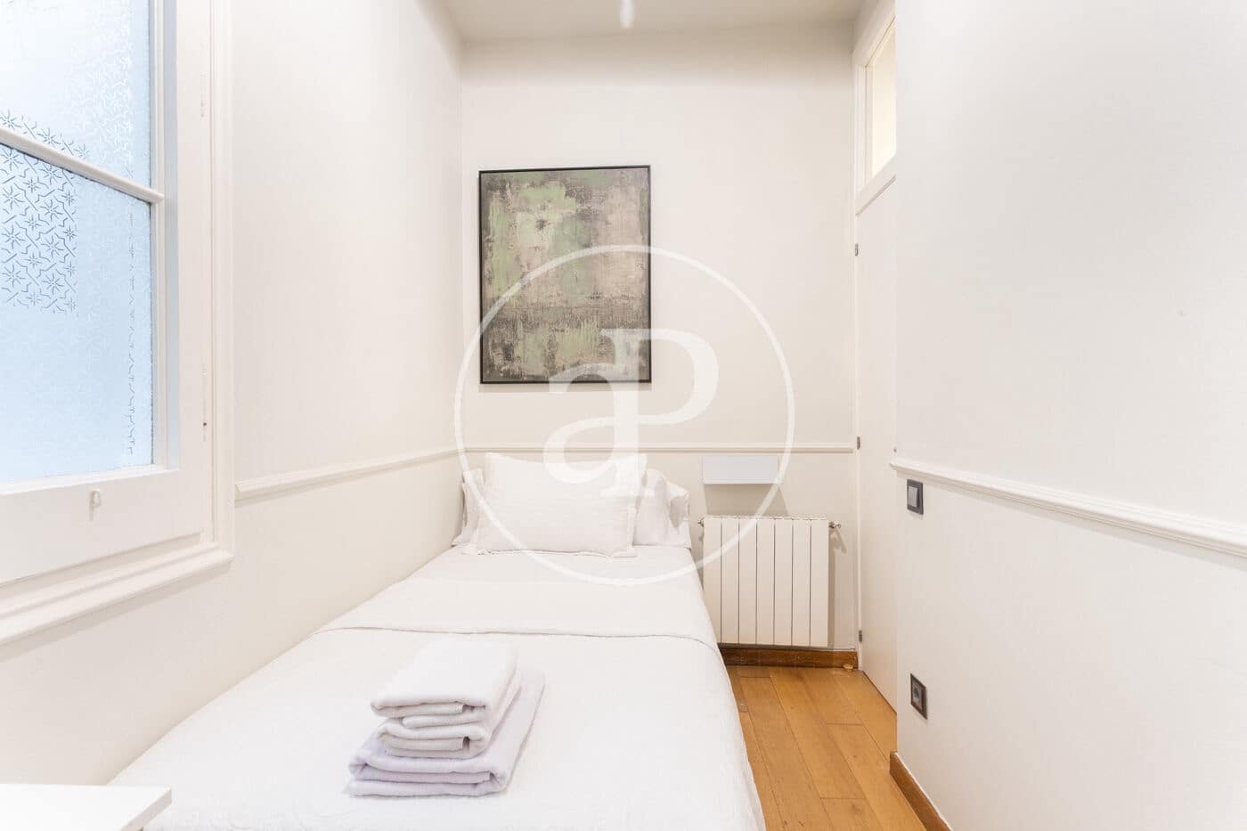 2 slaapkamer Appartement te huur in Barcelona stad - € 2.500 (Ref: 9440107)