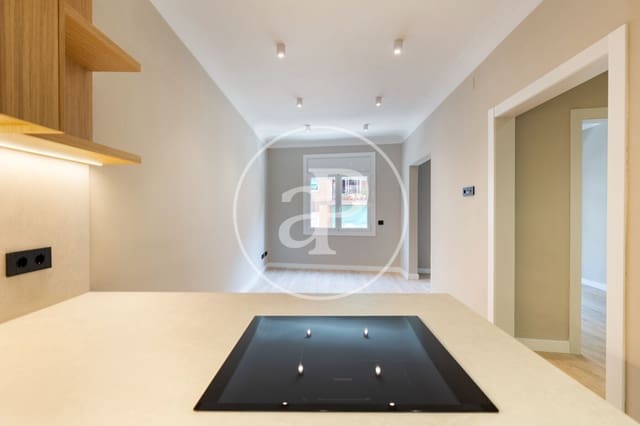 3 soveværelse Lejlighed til salg i Sant Gervasi - La Bonanova, Barcelona by - € 875.000 (Ref: 9440108)