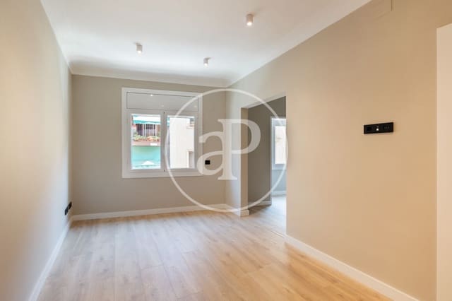 3 soveværelse Lejlighed til salg i Sant Gervasi - La Bonanova, Barcelona by - € 875.000 (Ref: 9440108)