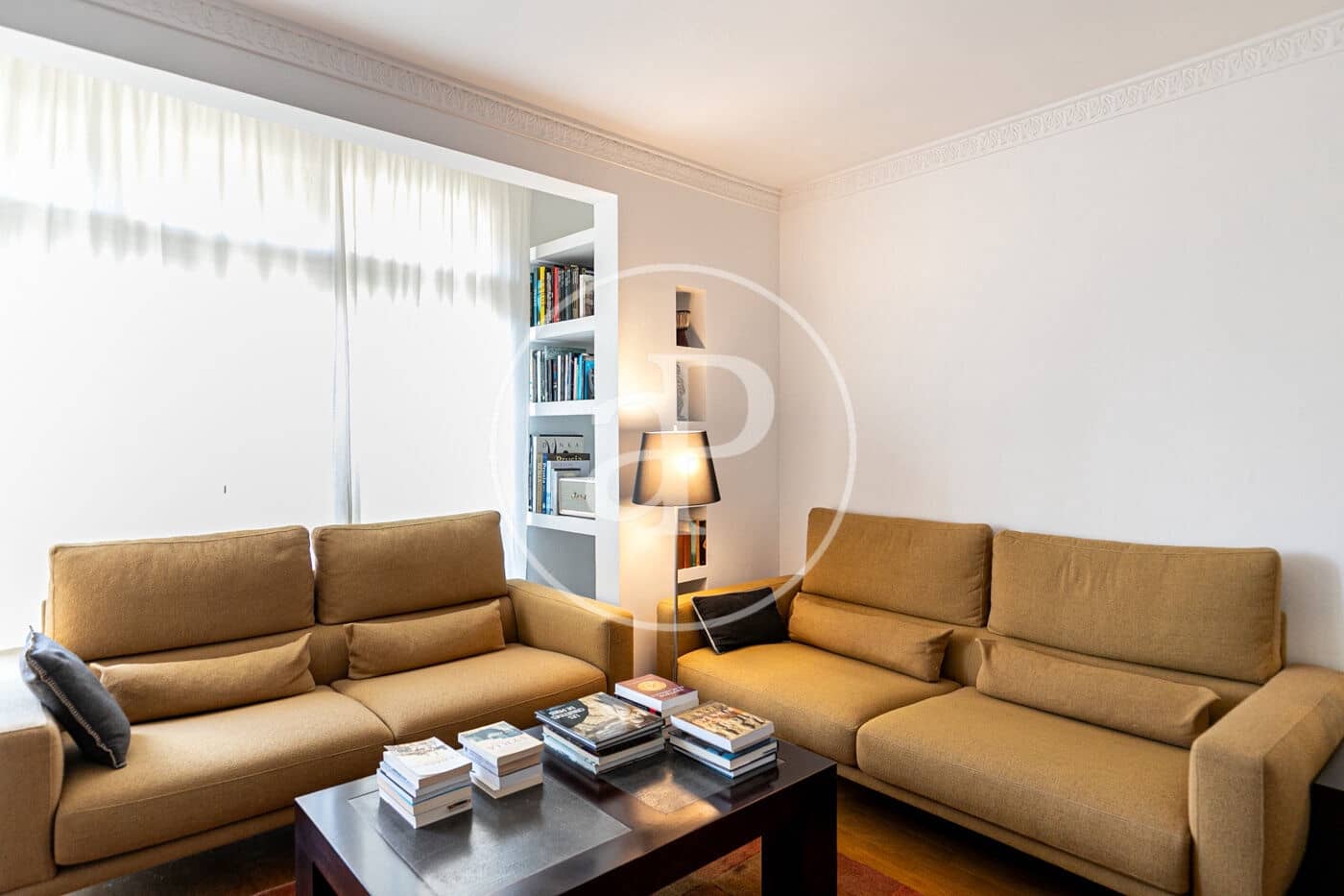 2 soverom Leilighet til leie i Barcelona by - € 1 950 (Ref: 9446322)