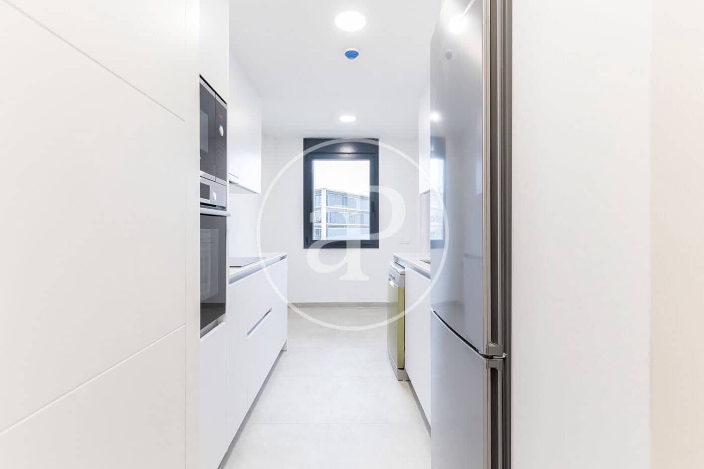 2 slaapkamer Appartement te huur in Mira-Sol - € 2.200 (Ref: 9446324)