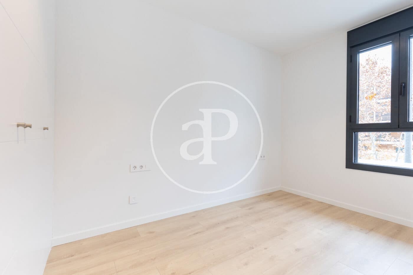 2 slaapkamer Appartement te huur in Mira-Sol - € 2.200 (Ref: 9446324)