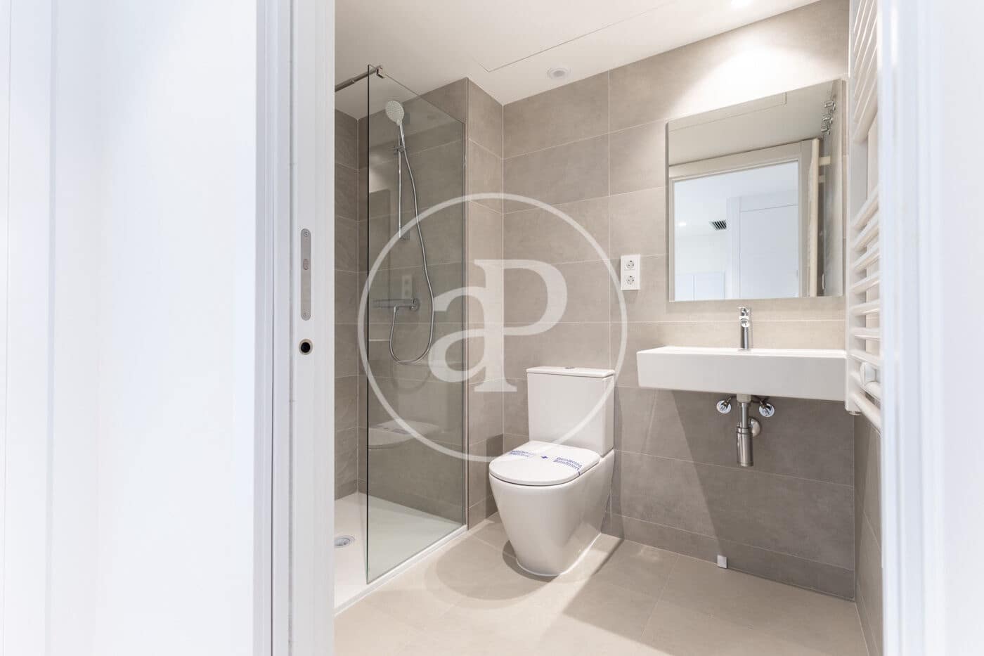 2 slaapkamer Appartement te huur in Mira-Sol - € 2.200 (Ref: 9446324)