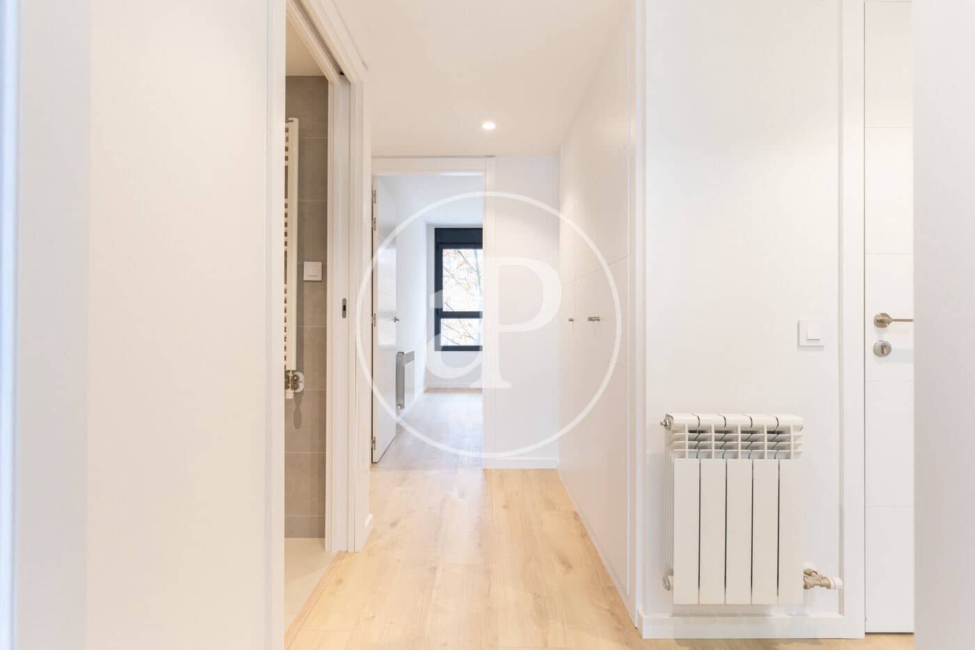 2 slaapkamer Appartement te huur in Mira-Sol - € 2.200 (Ref: 9446324)