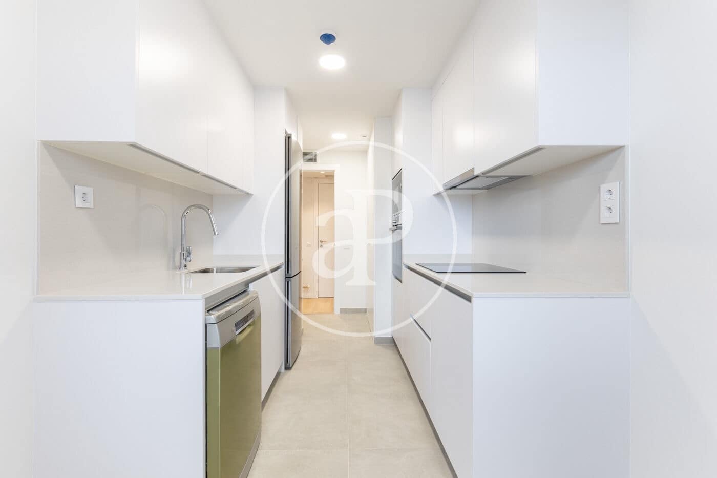 2 slaapkamer Appartement te huur in Mira-Sol - € 2.200 (Ref: 9446324)