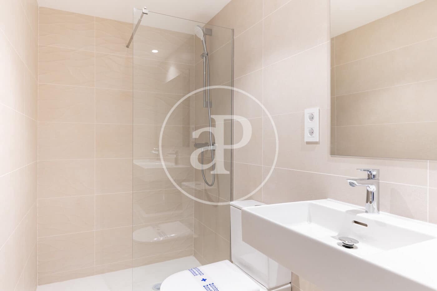 2 slaapkamer Appartement te huur in Mira-Sol - € 2.200 (Ref: 9446324)