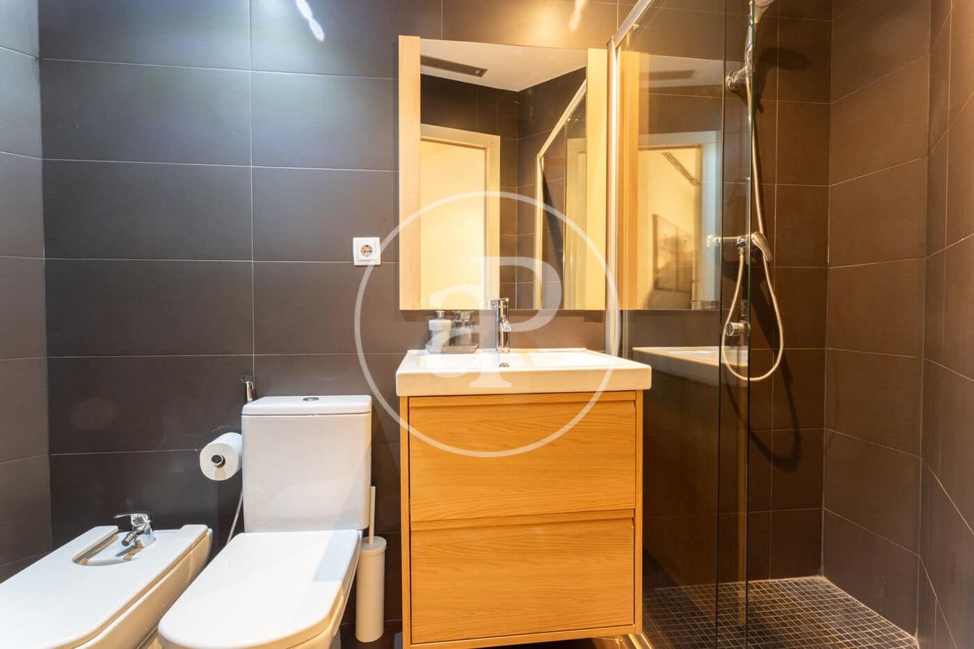 2 makuuhuone Huoneisto vuokrattavana paikassa Barcelona kaupunki - 2 500 € (Ref: 9449154)