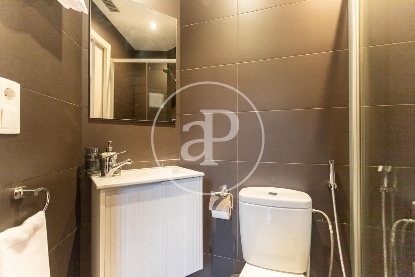 2 makuuhuone Huoneisto vuokrattavana paikassa Barcelona kaupunki - 2 500 € (Ref: 9449154)